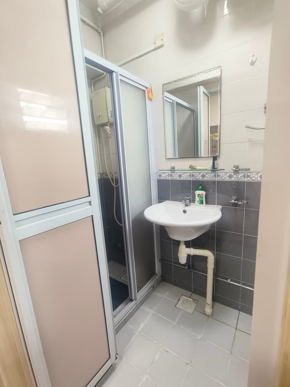 Jurong West HDB Common Room for Rent – 268A Boon Lay Drive - Image 2 of 3