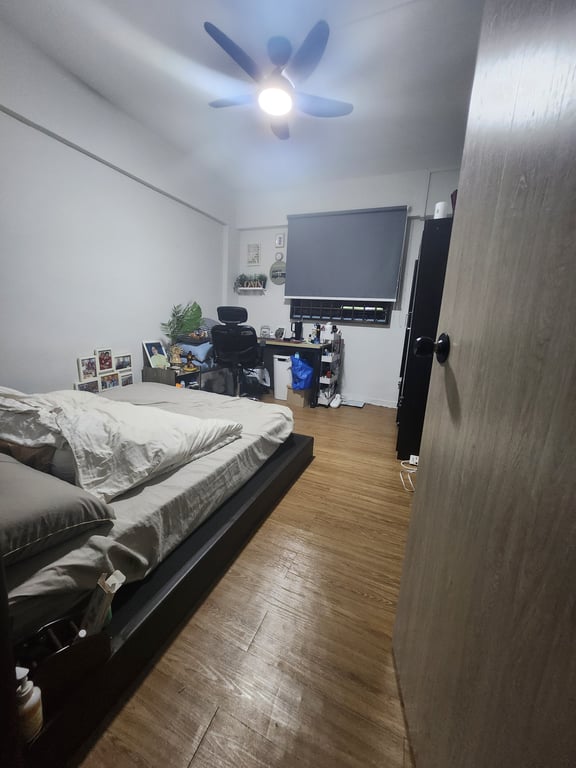 HDB Common Room for Rent in Ang Mo Kio · 728 Ang Mo Kio Avenue 6, 560728 · S$ 1,150/mo - Image 2 of 12