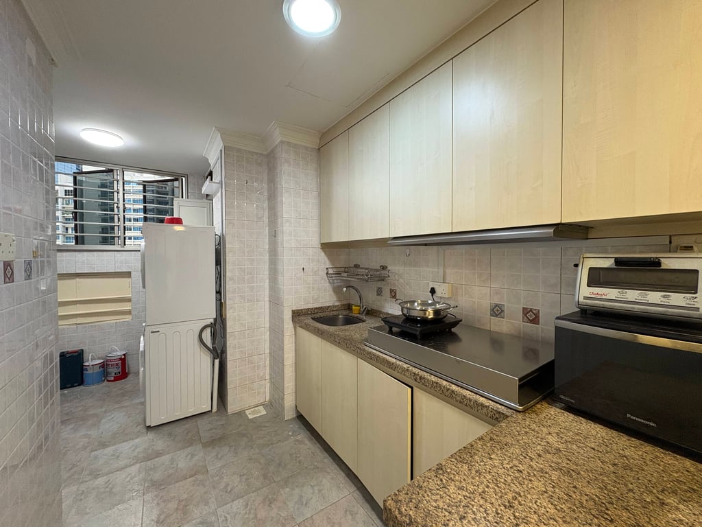 Condo Common Room for Rent in Novena · 130 Thomson Road, 307682 · S$ 1,000/mo - Image 4 of 6