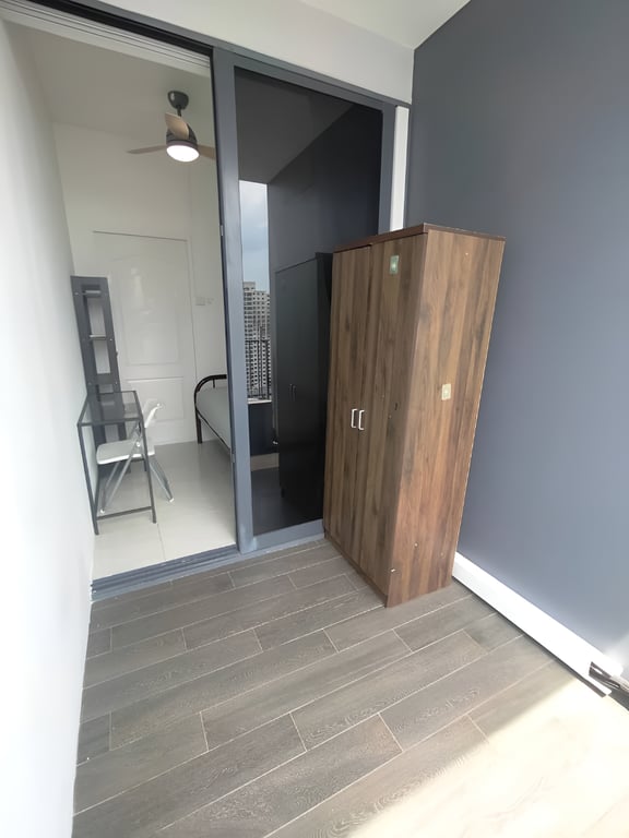 Condo Common Room for Rent in Toa Payoh · 1 Lorong 5 Toa Payoh, 319458 · S$ 1,280/mo - Image 3 of 5