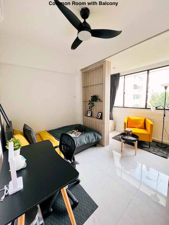 Yishun Condo Common Room for Rent – 87 Yishun Street 81 - Image 2 of 5