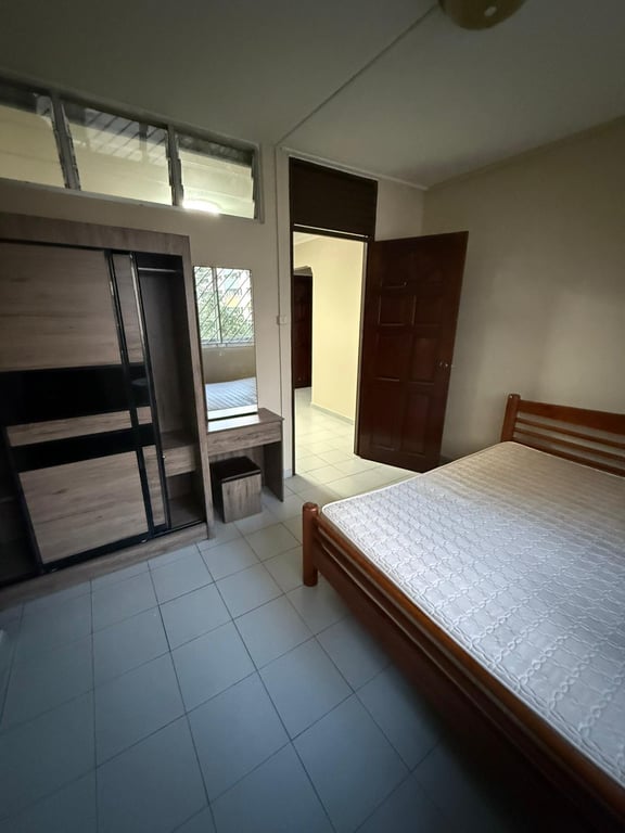 HDB Whole Unit for Rent in Tampines · 485B Tampines Avenue 9, 521485 · S$ 3,800/mo - Image 3 of 6