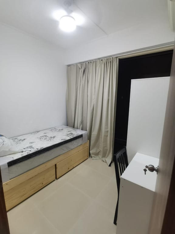 Condo Common Room for Rent in Pasir Ris · 29 Pasir Ris Link · S$ 1,000/mo - Image 1 of 1