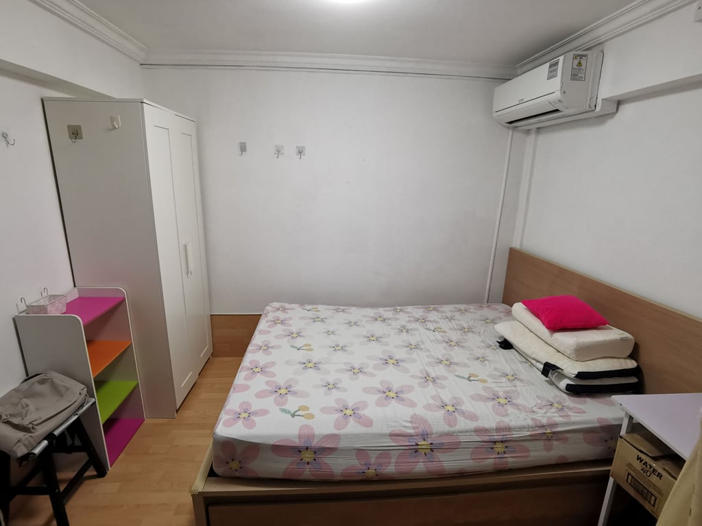 HDB Common Room for Rent in Kallang · 15 Beach Road · S$ 1,400/mo - Image 1 of 1
