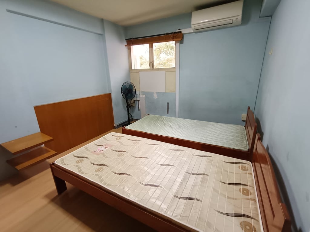 HDB Common Room for Rent in Bedok · 3 Bedok South Avenue 1 · S$ 800/mo - Image 1 of 1