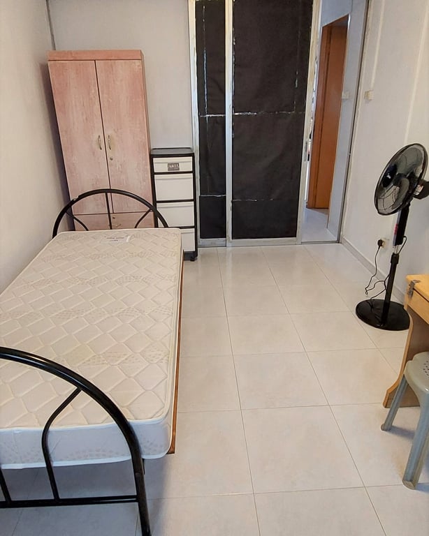 HDB Common Room for Rent in Tampines · 358 Tampines Street 33 · S$ 600/mo - Image 1 of 1