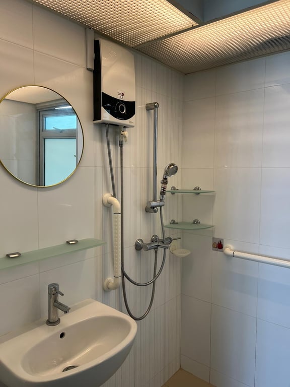 HDB Master Room for Rent in Yishun · 468A Yishun Street 43, 761468 · S$ 1,400/mo - Image 3 of 4