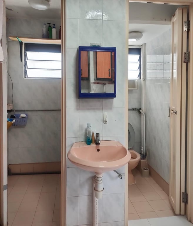 HDB Whole Unit for Rent in Toa Payoh · 112 Lorong 1 Toa Payoh, 310112 · S$ 3,500/mo - Image 3 of 4