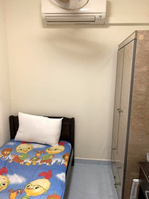 HDB Common Room for Rent in Bedok · 34 Bedok South Avenue 2, 460034 · S$ 700/mo - Image 2 of 5