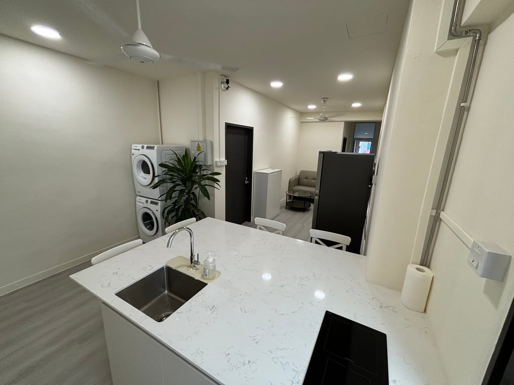 Condo Common Room for Rent in Kallang · 260 Jalan Besar, 208935 · S$ 1,050/mo - Image 7 of 13
