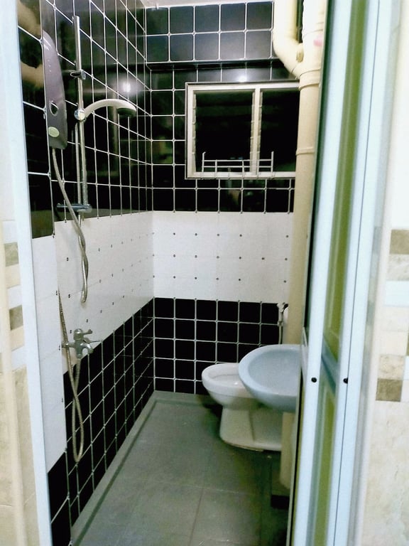Yishun HDB Common Room for Rent – 280 Yishun Street 22 - Image 6 of 6