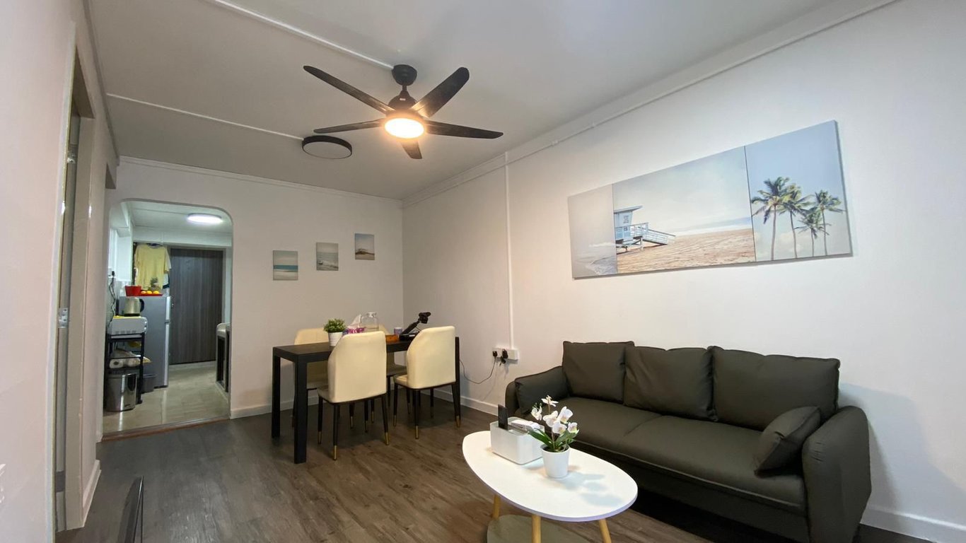 HDB Common Room for Rent in Geylang · 35 Circuit Road, 370035 · S$ 1,150/mo - Image 8 of 9