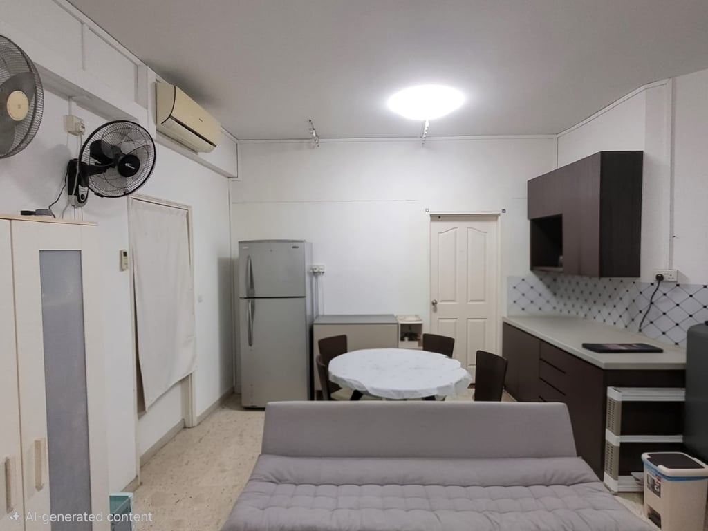 Condo Whole Unit for Rent in Geylang · 3 Lorong 37 Geylang, 387901 · S$ 2,500/mo - Image 2 of 6