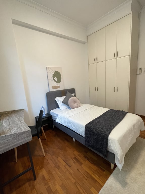 Condo Common Room for Rent in Outram · 33 Club Street · S$ 1,650/mo - Image 1 of 1