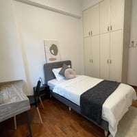 33 Club Street · Condo Common Room for Rent · Outram - Image 1 of 5 - Thumbnail