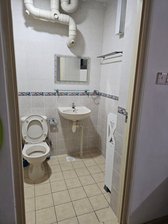 Queenstown HDB Master Room for Rent – 17 Dover Crescent - Image 4 of 5