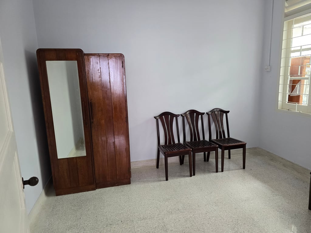 Landed Whole Unit for Rent in Serangoon · Chiselhurst Grove · S$ 5,000/mo - Image 4 of 5