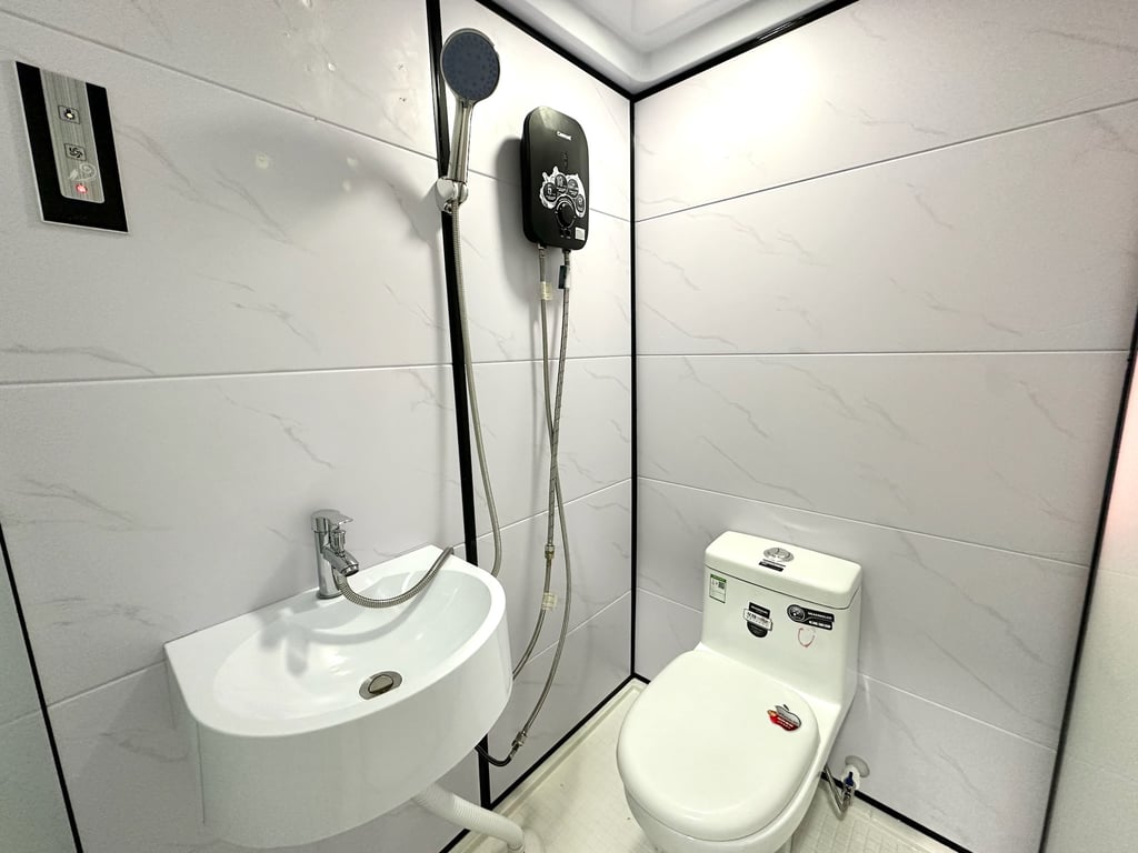 Condo Master Room for Rent in Hougang · 777 Upper Serangoon Road, 534645 · S$ 1,050/mo - Image 4 of 6