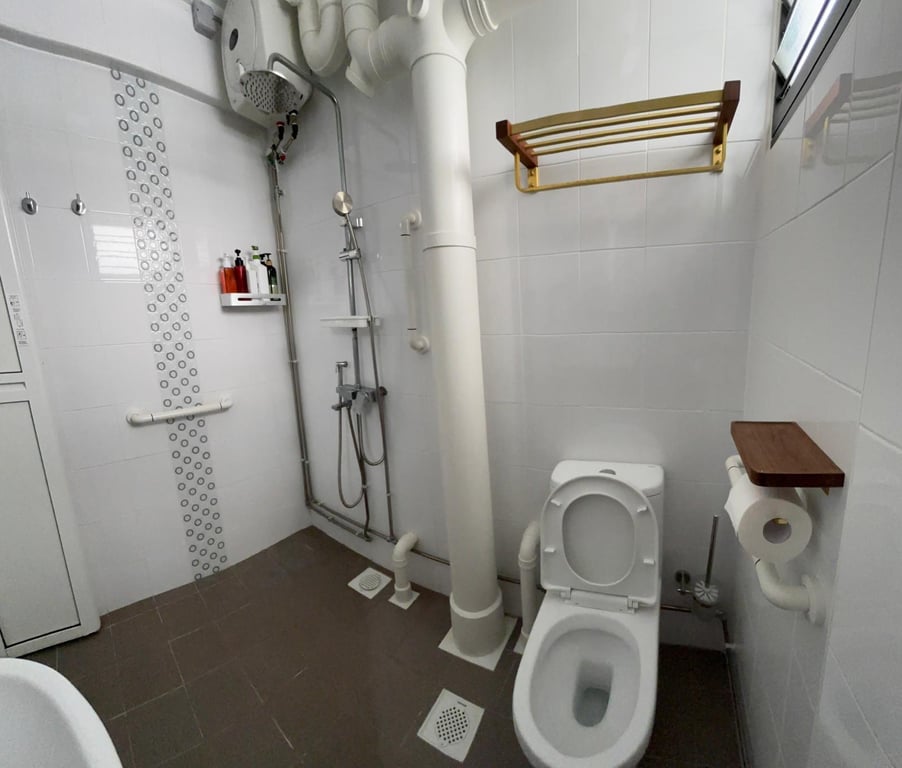 HDB Common Room for Rent in Bukit Merah · 143 Jalan Bukit Merah, 160143 · S$ 1,250/mo - Image 6 of 6