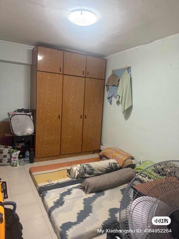 HDB Master Room for Rent in Jurong East · 219 Jurong East Street 21, 600219 · S$ 1,100/mo - Image 2 of 3