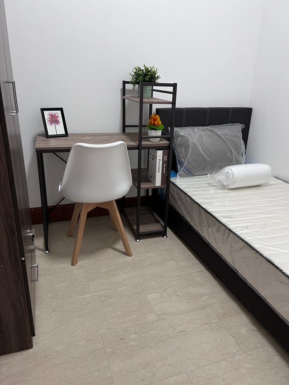 Tampines Condo Common Room for Rent – 781 Upper Changi Road East - Image 2 of 4