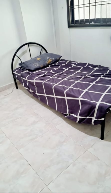 HDB Common Room for Rent in Woodlands · 755 Woodlands Avenue 4 · S$ 450/mo - Image 1 of 1