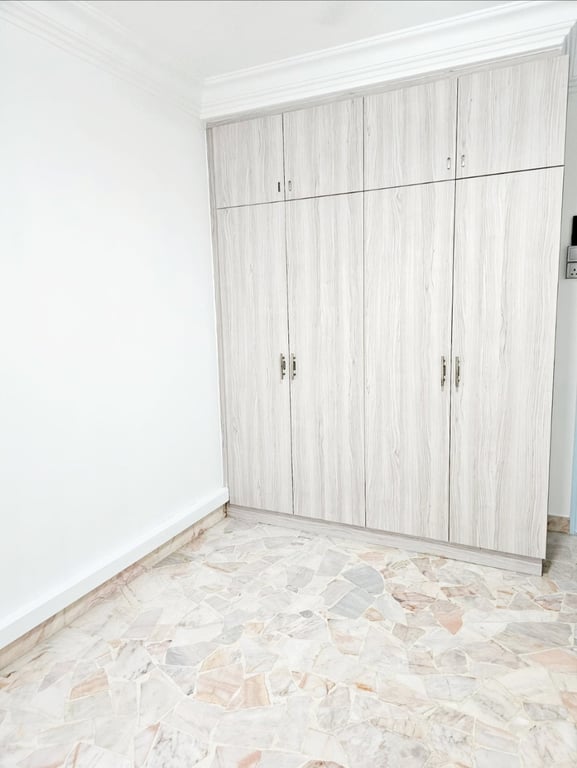 Woodlands HDB Master Room for Rent – 146 Woodlands Street 13 - Image 2 of 4