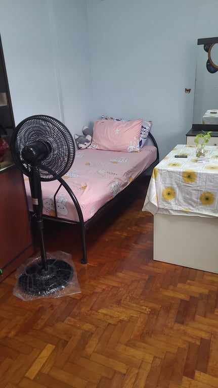 HDB Common Room for Rent in Kallang · 38 Upper Boon Keng Road, 380038 · S$ 450/mo - Image 1 of 3
