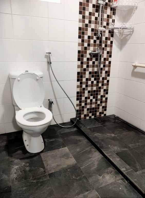 Ang Mo Kio HDB Master Room for Rent – 310C Ang Mo Kio Avenue 1 - Image 5 of 6