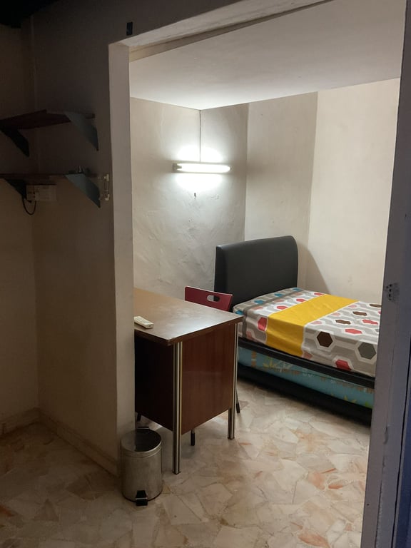 Jurong East HDB Common Room for Rent – 216 Jurong East Street 21 - Image 2 of 6