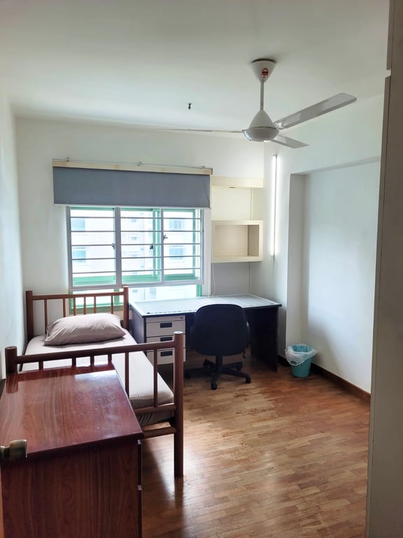HDB Common Room for Rent in Punggol · 642C Punggol Drive, 823642 · S$ 1,000/mo - Image 1 of 4