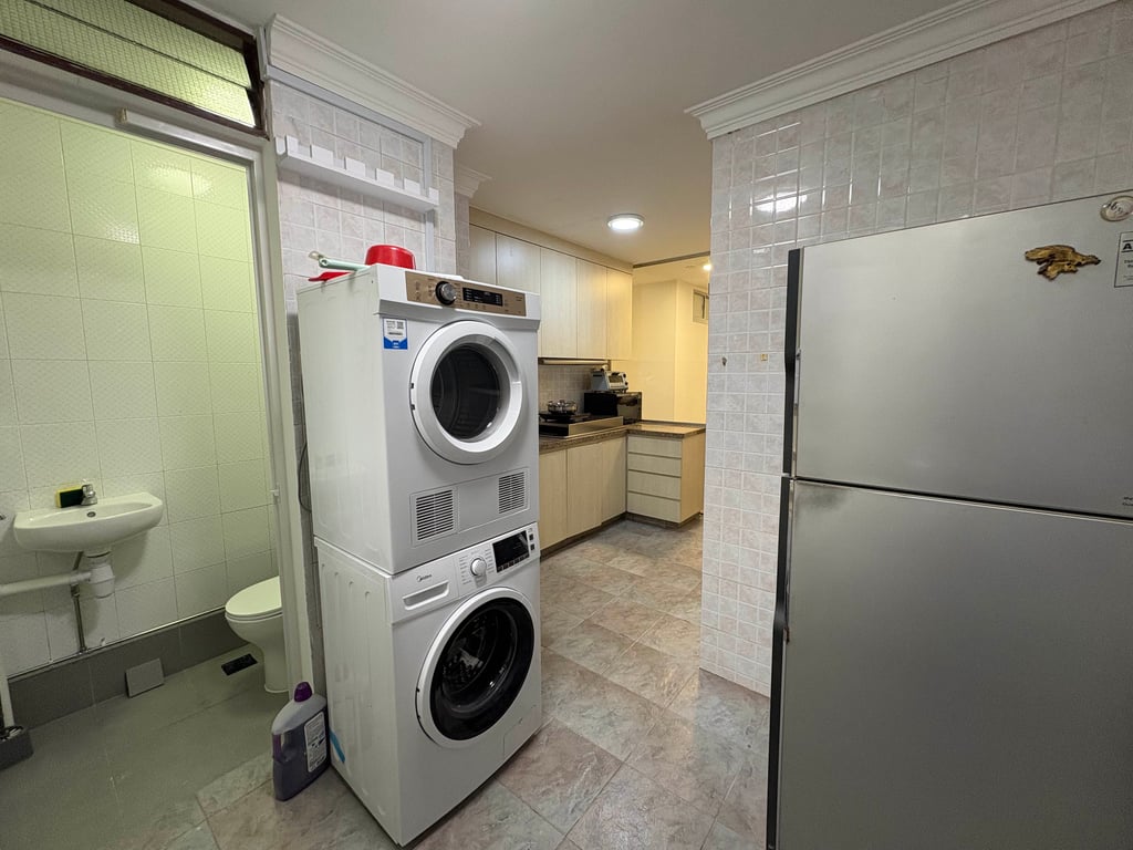 Condo Common Room for Rent in Novena · 130 Thomson Road, 307682 · S$ 1,000/mo - Image 5 of 6