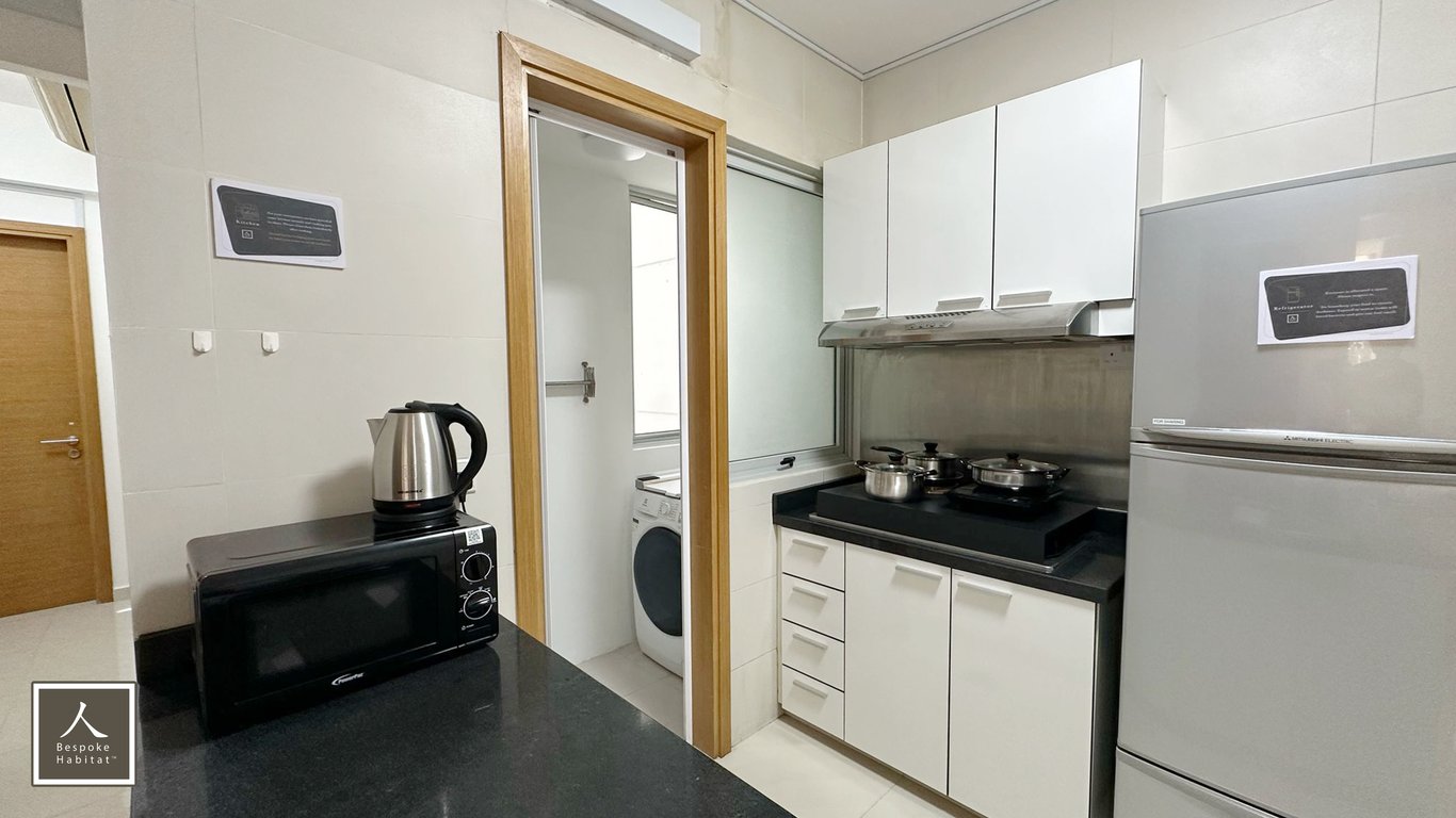 Queenstown Condo Common Room for Rent – 353 Pasir Panjang Road - Image 4 of 6