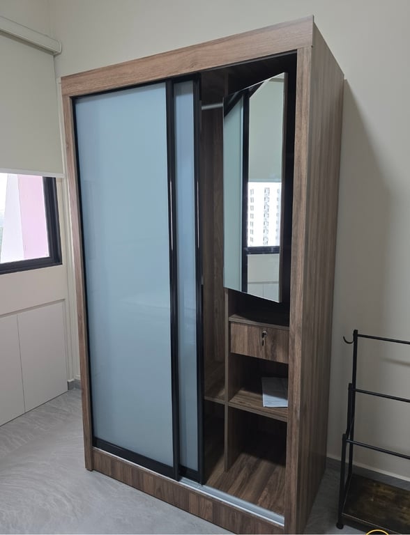 HDB Common Room for Rent in Woodlands · 724 Woodlands Avenue 6, 730724 · S$ 1,000/mo - Image 4 of 5