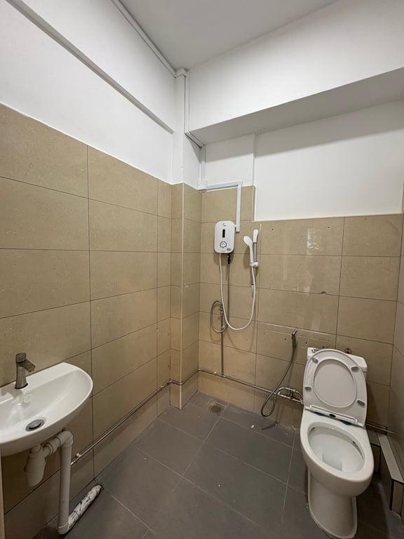 Bedok Landed Common Room for Rent – 359A Changi Road - Image 4 of 4
