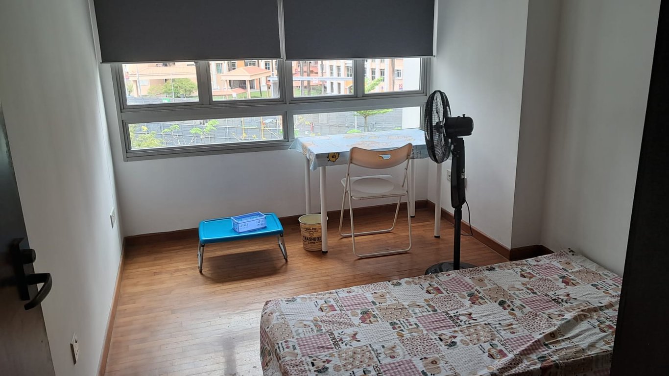 HDB Common Room for Rent in Punggol · 303C Punggol Central · S$ 750/mo - Image 1 of 1