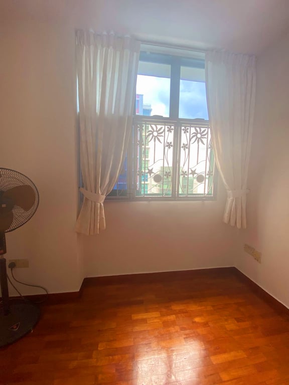 Woodlands HDB Common Room for Rent – 689B Woodlands Drive 75 - Image 2 of 4