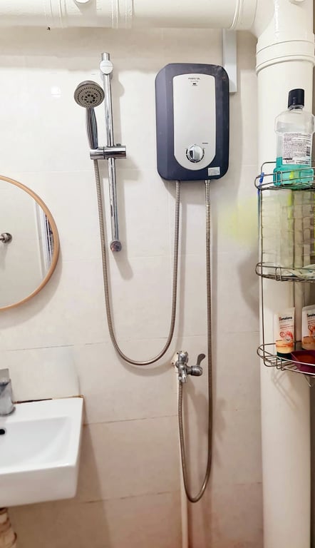 HDB Common Room for Rent in Jurong West · 262 Boon Lay Drive, 640262 · S$ 500/mo - Image 3 of 4