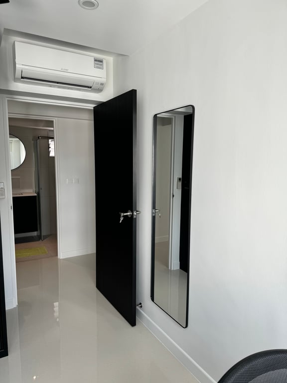 HDB Common Room for Rent in Kallang · 10C Bendemeer Road, 333010 · S$ 1,250/mo - Image 1 of 6