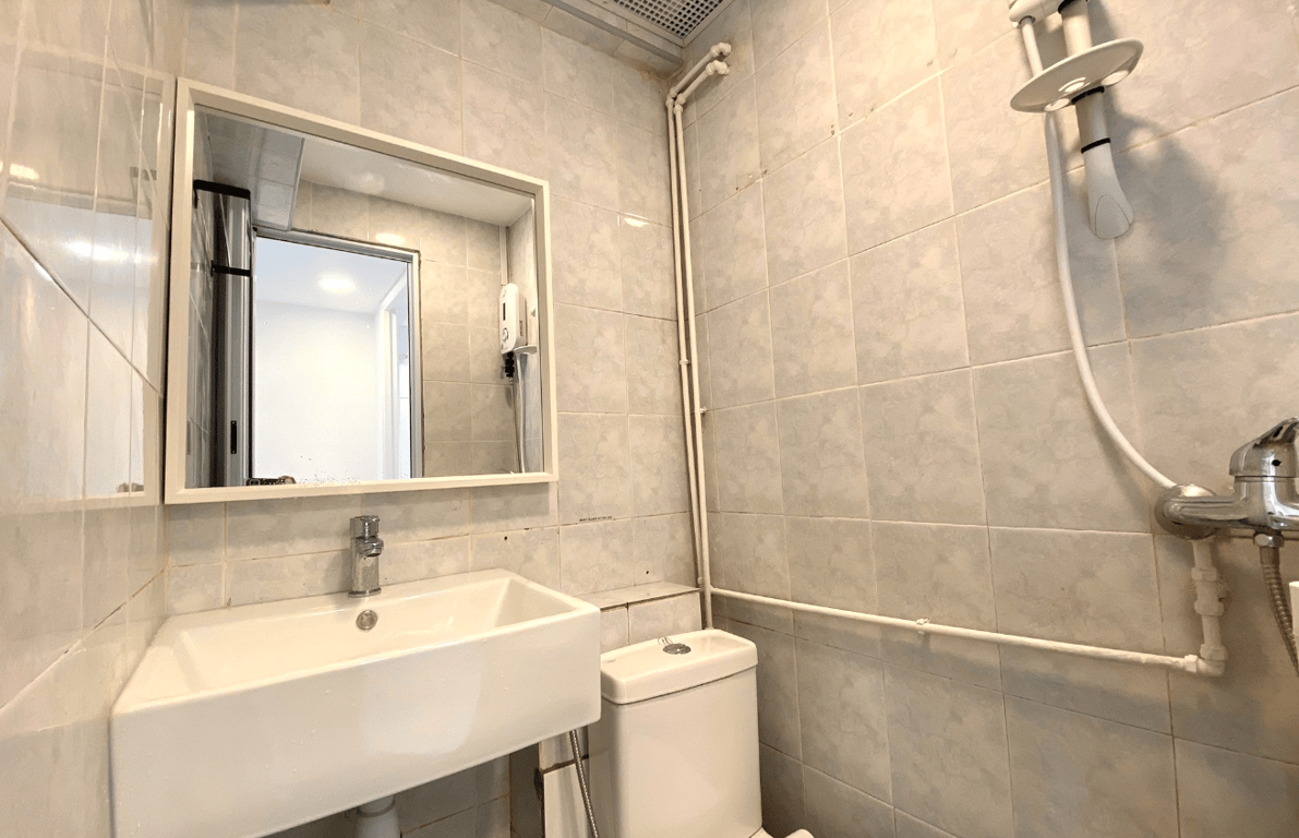 Outram Condo Common Room for Rent – 1 Park Road - Image 4 of 9