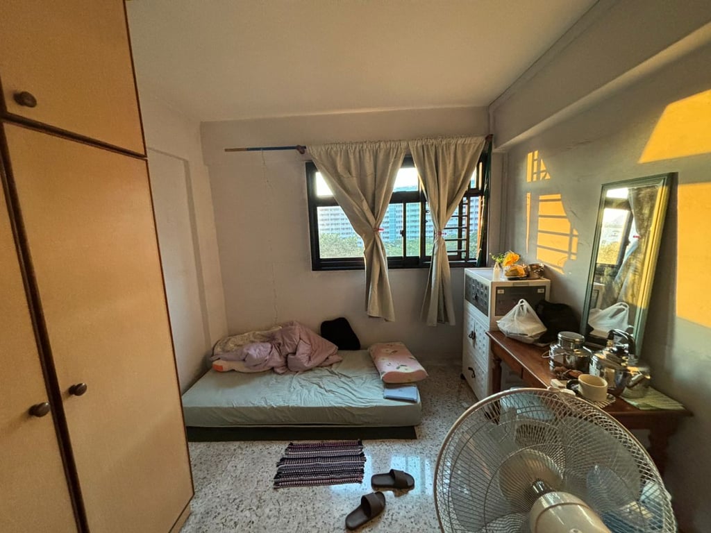 HDB Common Room for Rent in Bedok · 45 Chai Chee Street · S$ 750/mo - Image 1 of 1