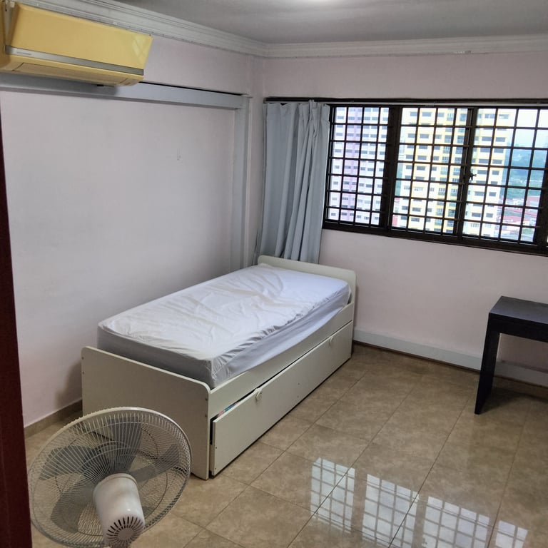 HDB Common Room for Rent in Bukit Merah · 95 Havelock Road · S$ 1,000/mo - Image 1 of 1
