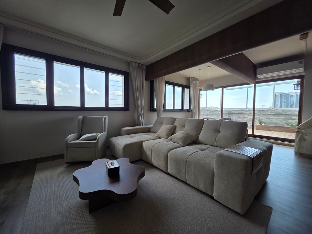 Bishan HDB Master Room for Rent – 135 Bishan Street 12 - Image 3 of 10