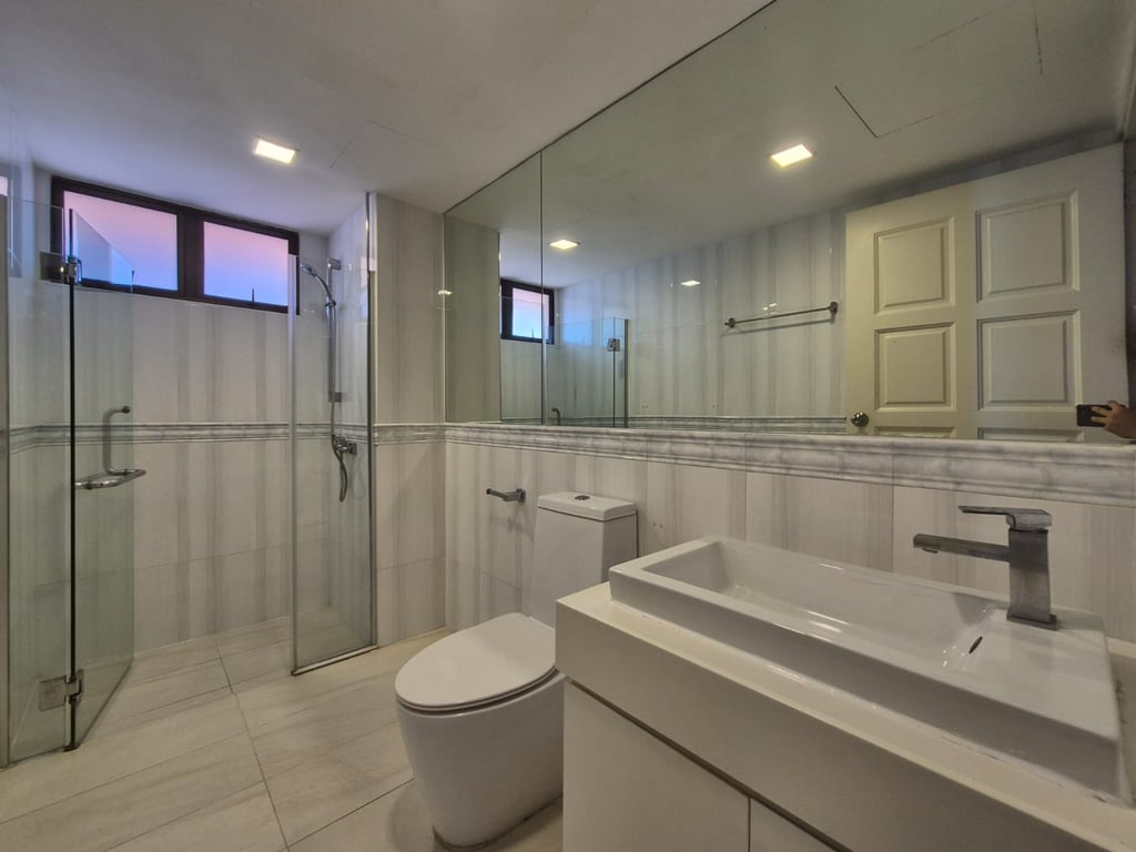 Condo Whole Unit for Rent in Marine Parade · 39 Marine Parade, 449265 · S$ 5,100/mo - Image 4 of 7