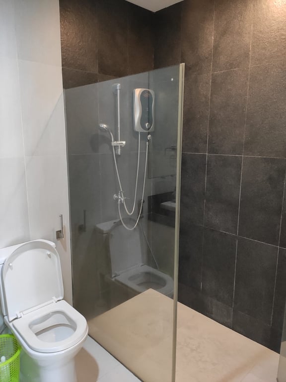 Condo Master Room for Rent in Orchard · 1 Claymore Drive, 229594 · S$ 2,300/mo - Image 4 of 8