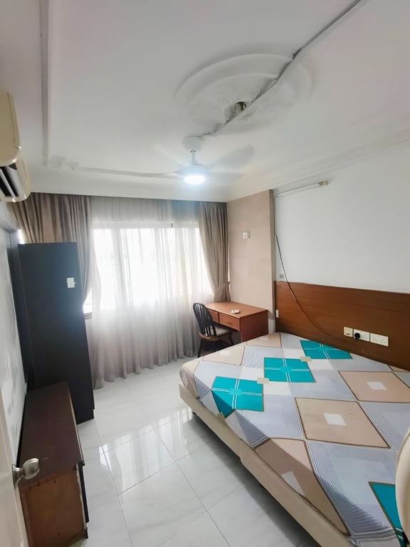 Condo Common Room for Rent in Toa Payoh · 10E Braddell Hill, 579724 · S$ 1,200/mo - Image 3 of 4