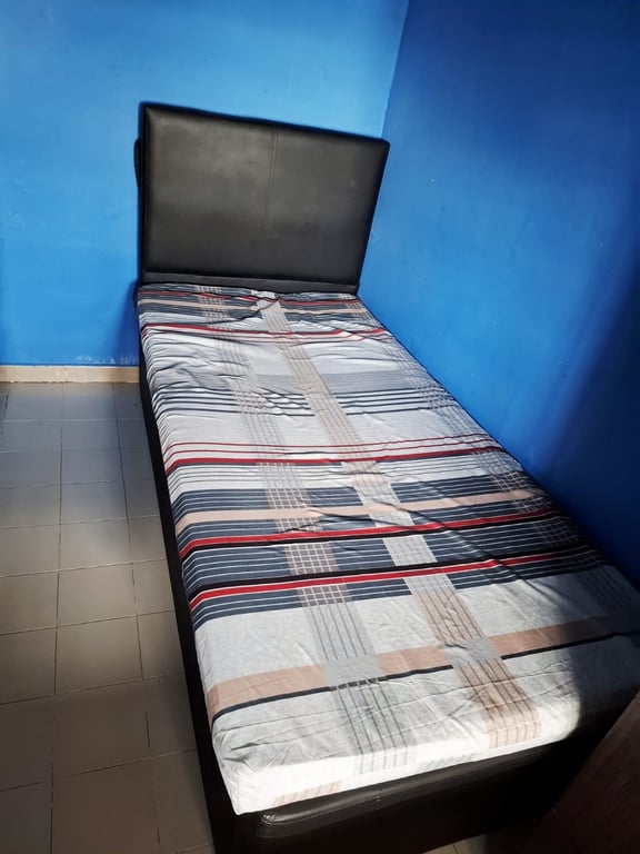 HDB Common Room for Rent in Yishun · 280 Yishun Street 22 · S$ 450/mo - Image 1 of 1
