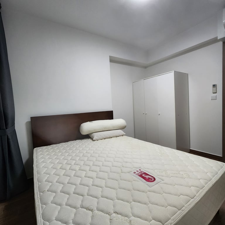 Geylang HDB Common Room for Rent – 356C Ubi Road 3 - Image 1 of 2