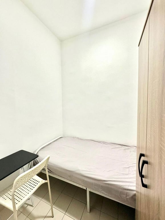 Condo Common Room for Rent in Tampines · 781 Upper Changi Road East, 486069 · S$ 800/mo - Image 2 of 5