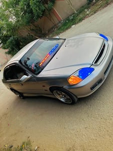 Vehicle thumbnail 1